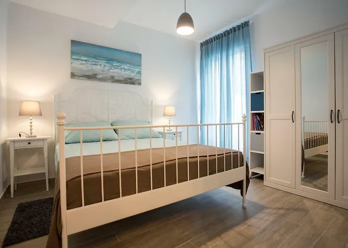 Cozy Coastal Gama דירה